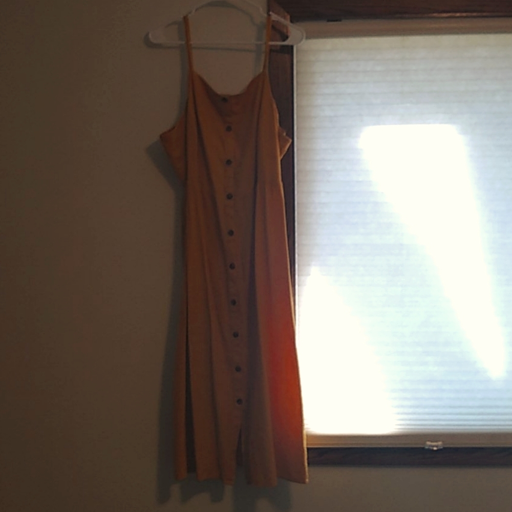 Yellow sundress